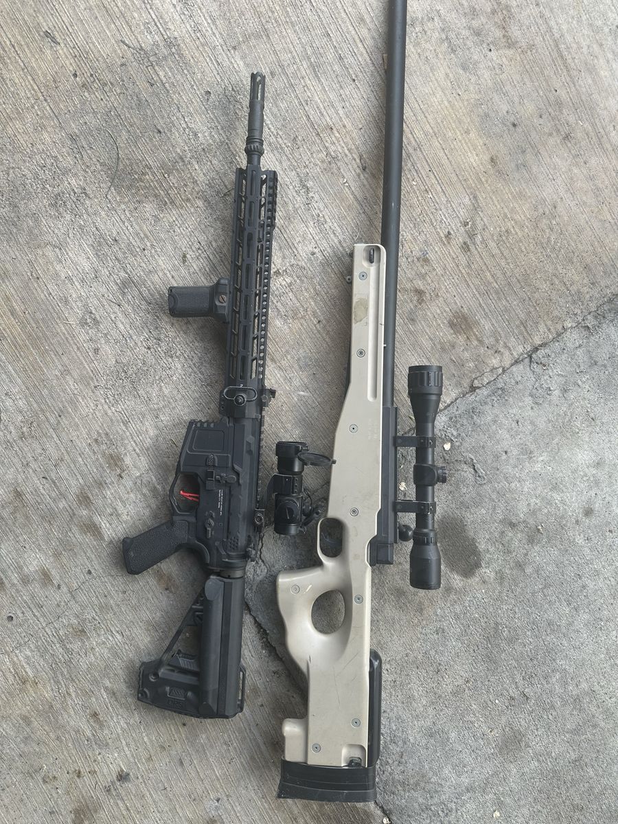 Airsoft guns