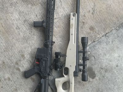 Airsoft guns