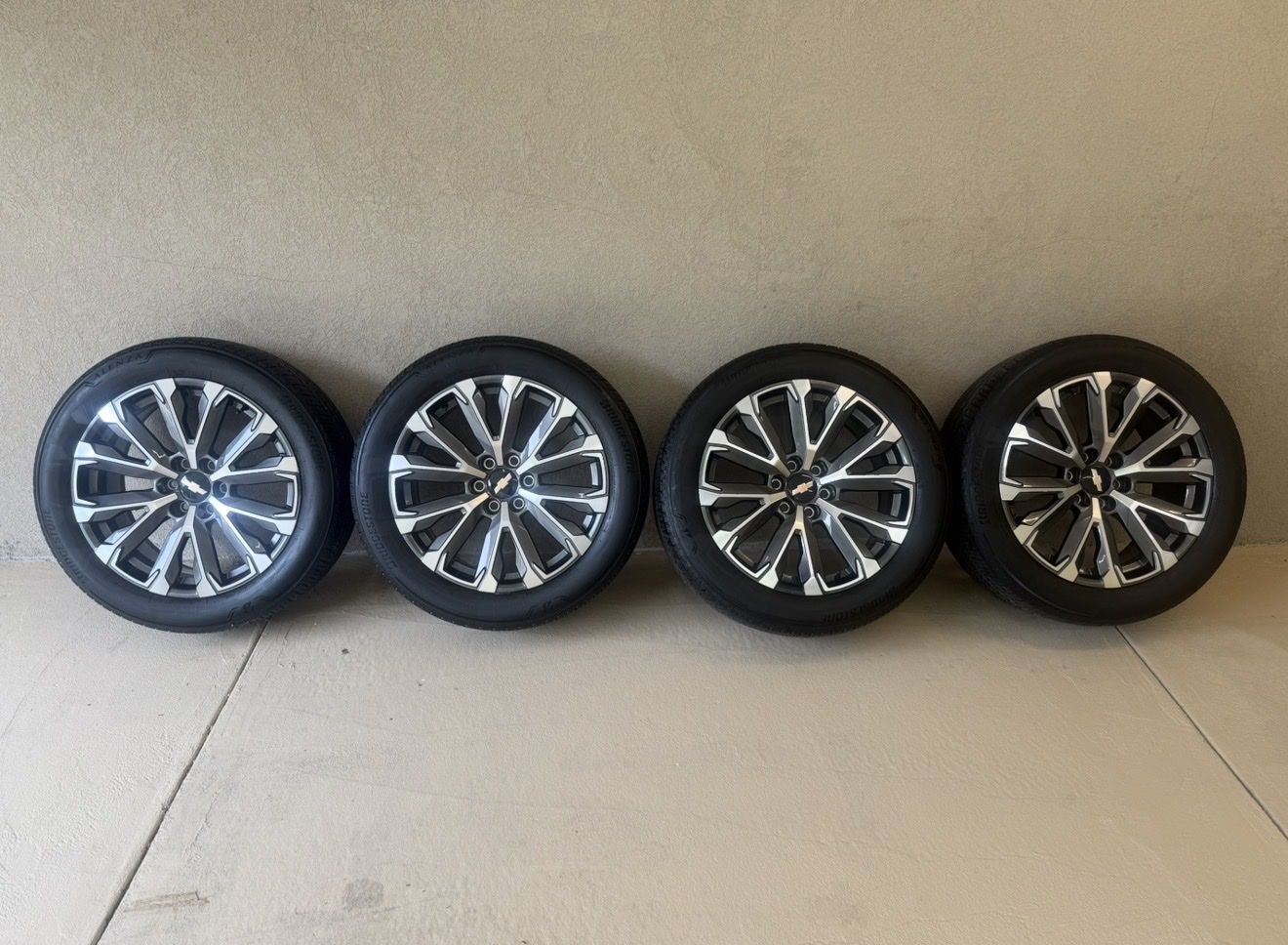 22” Chevy Tahoe/Silverado/Suburban Premium wheels