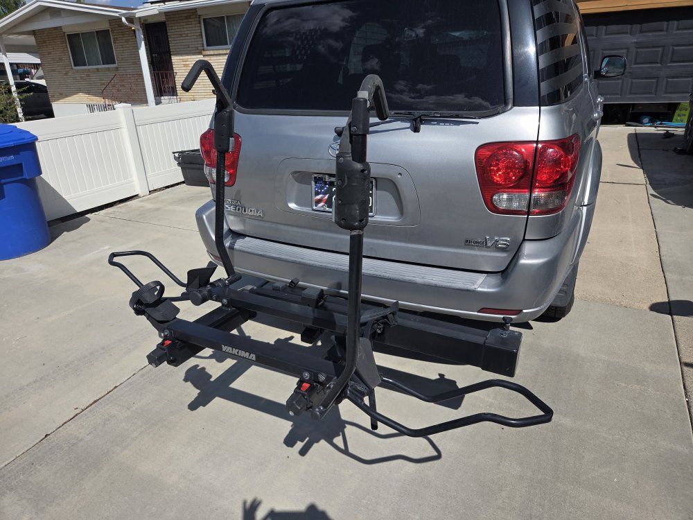 Yakima EXO SwingBase System + EXO DoubleUp 2-Bike Rack & SKS Locks