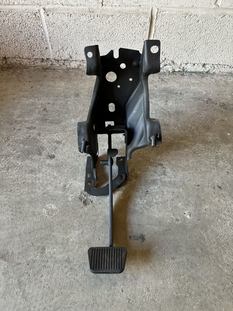 87-93 Foxbody Mustang Automatic Pedal Assembly