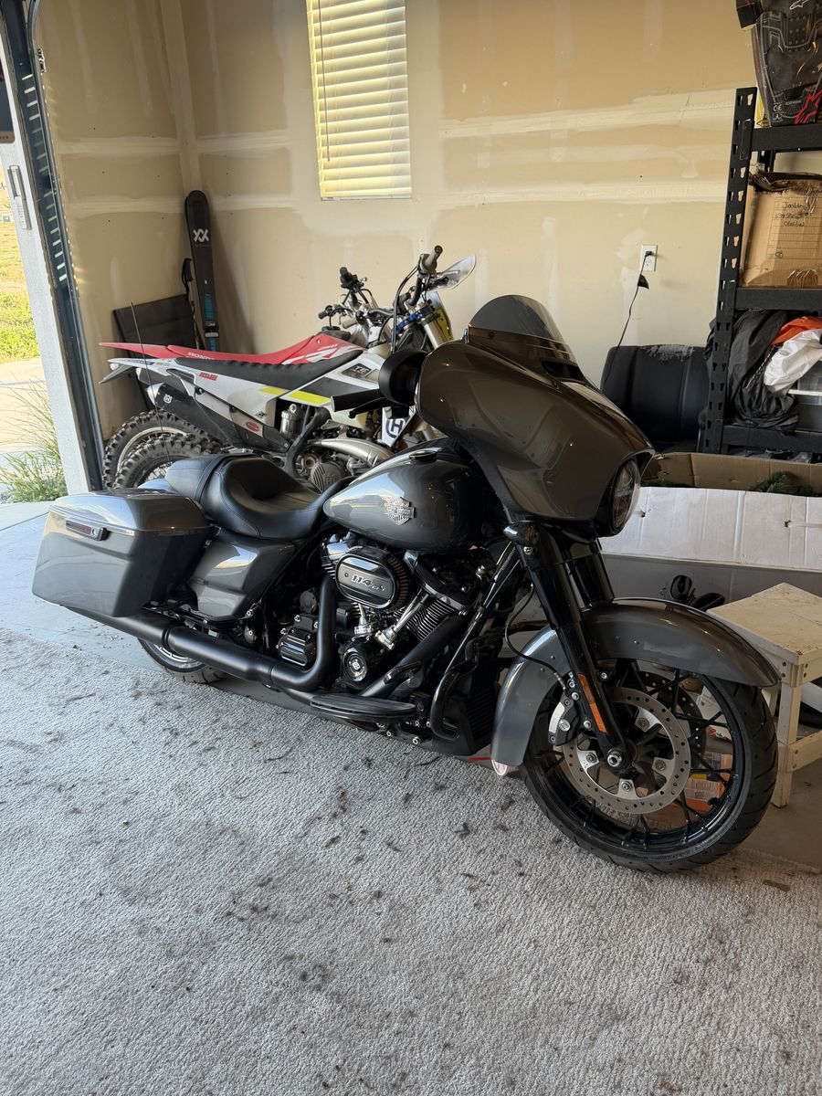 2021 Harley-Davidson Street Glide Special (FLHXS) – Like New – Low Miles