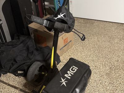 Battery operated golf cart