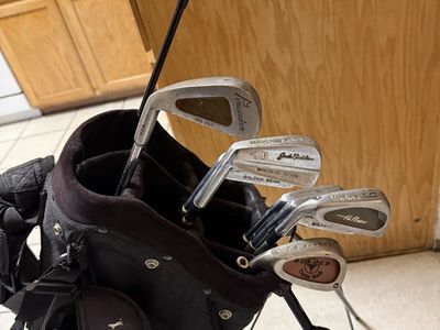 Left handed golf clubs