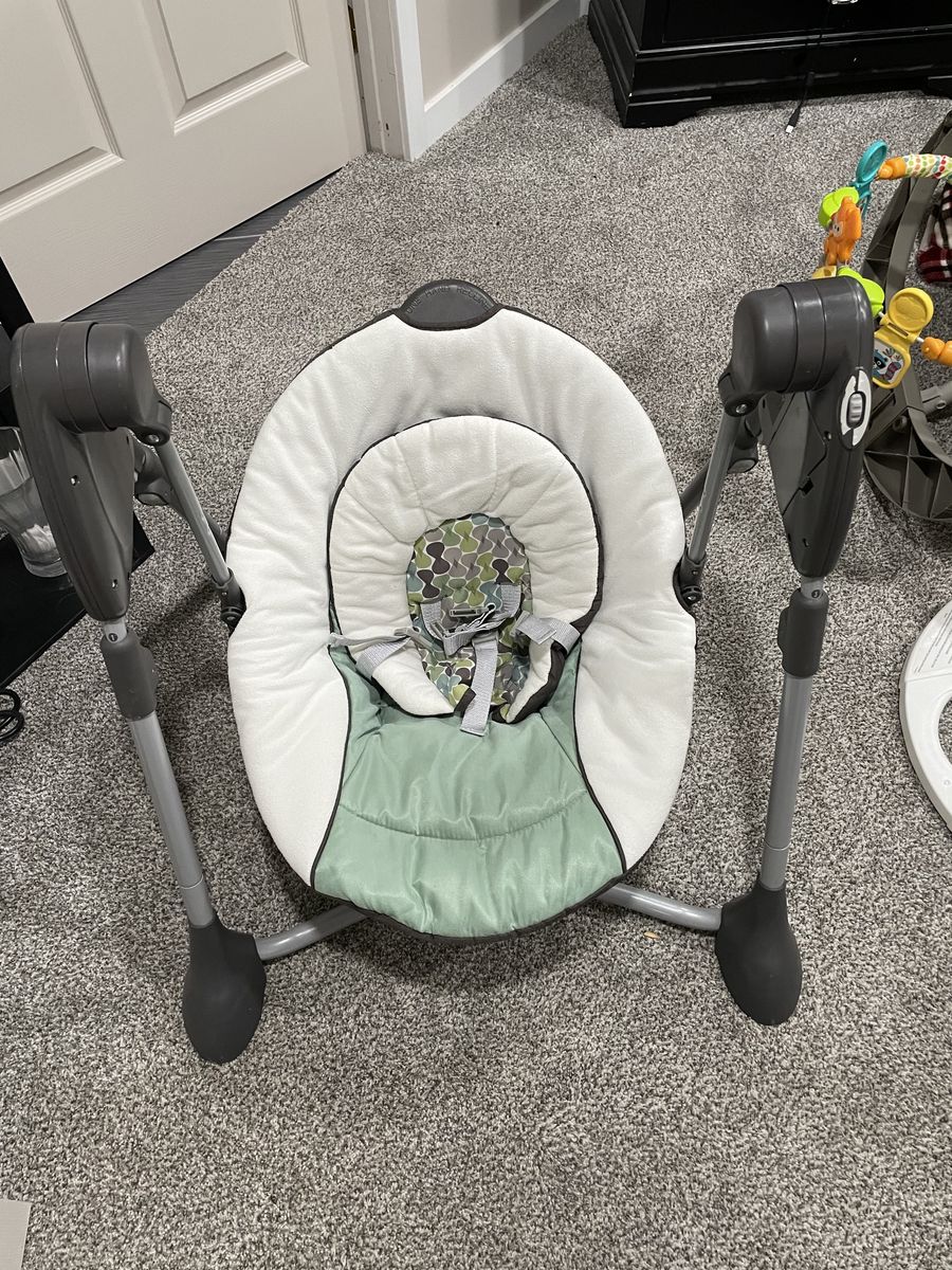 Graco portable swing