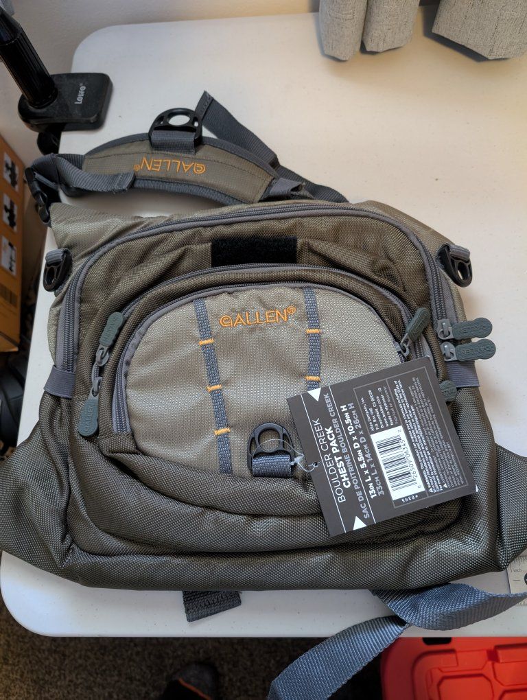 Allen Fishing Chest Pack
