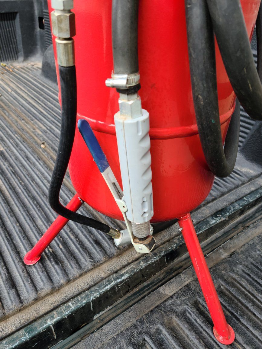 Main image 4