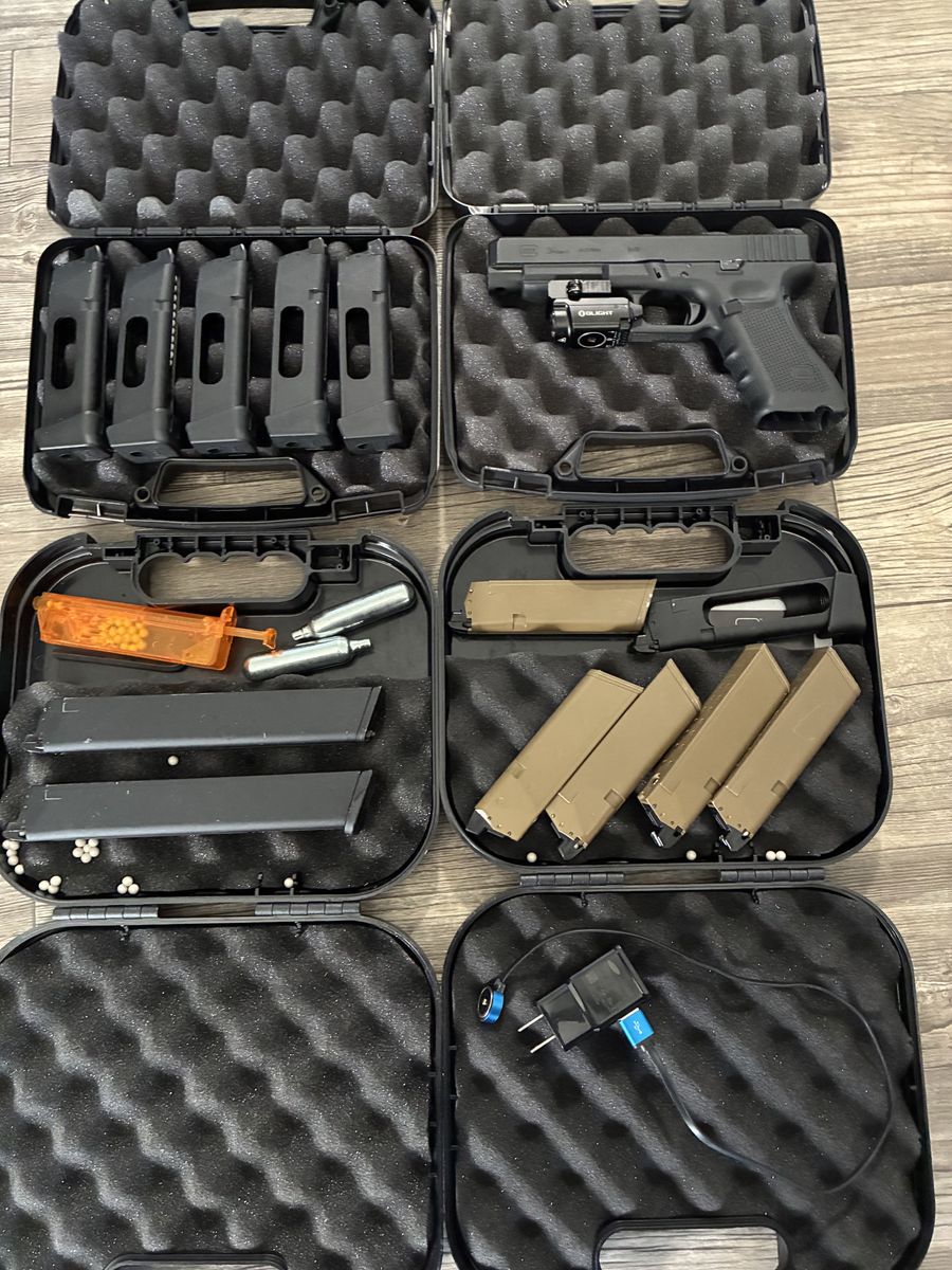 Glock 35Gen 4 With mutliple green gas mags and multiple CO2 mags!