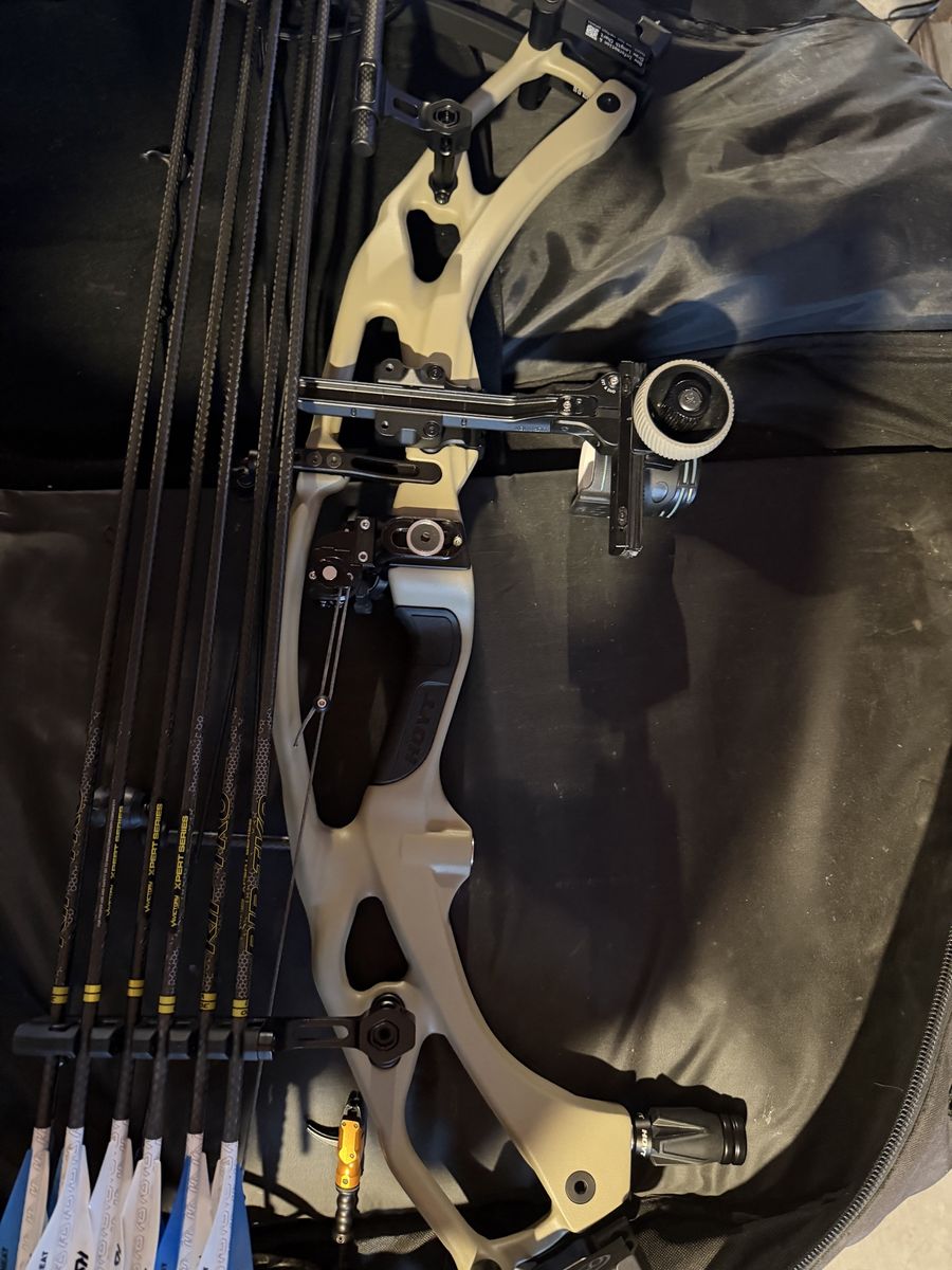Hoyt RX-10 Ultra
