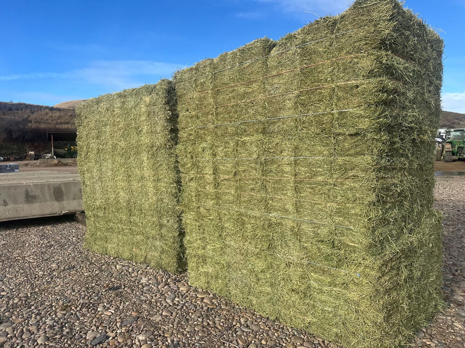 Alfalfa and Grass 2-string - Value Bales