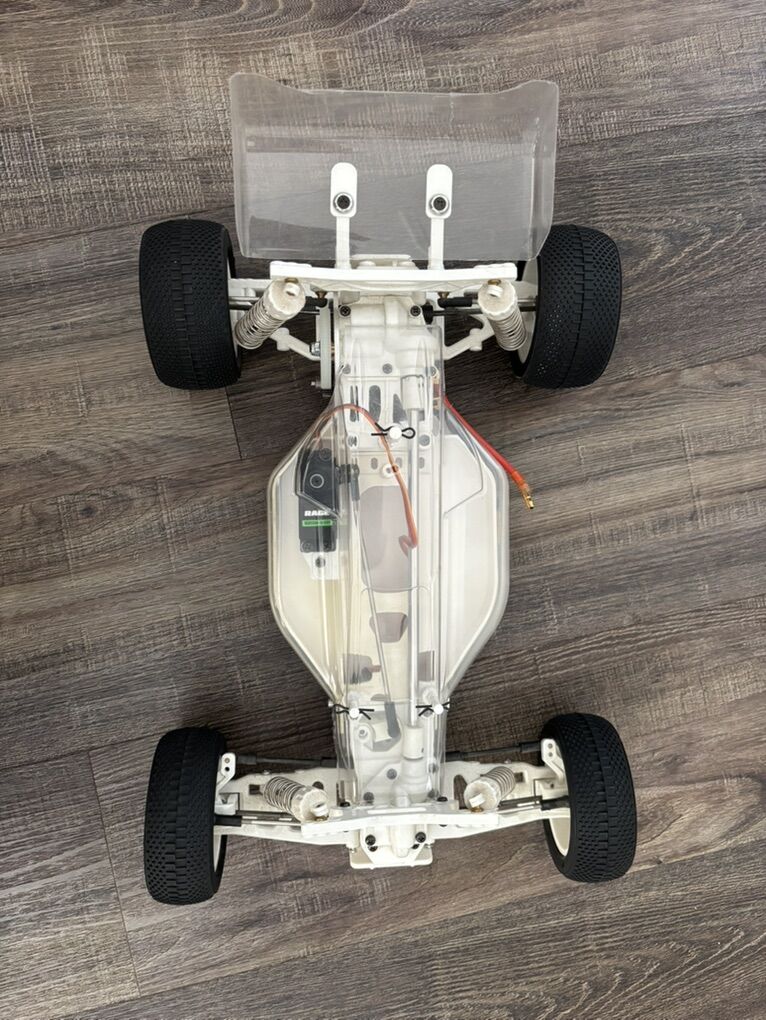 Tamiya Dark Impact White Special Edition
