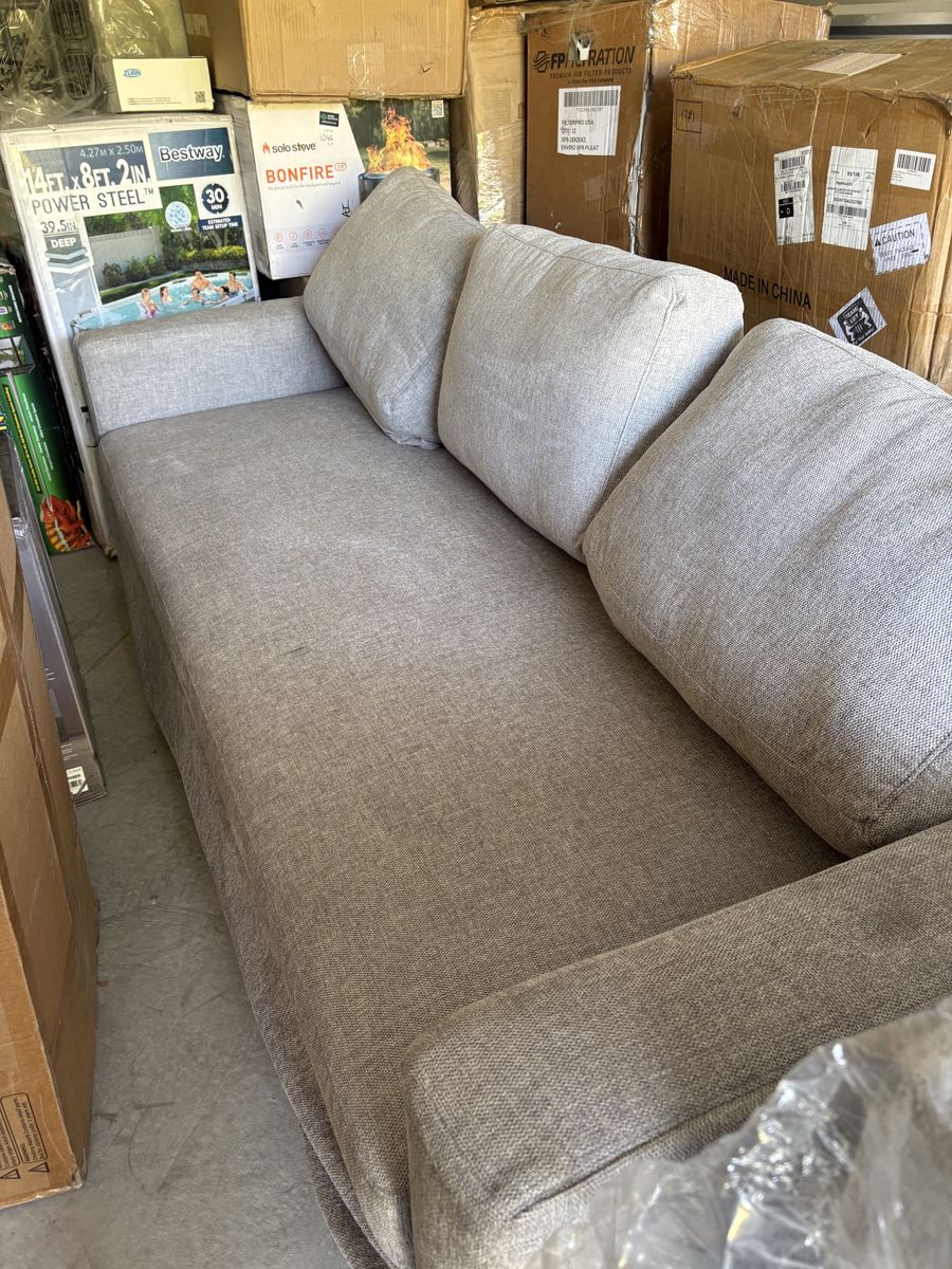 ️ Serta Dream Convertibles Sleeper Sofa – NEW