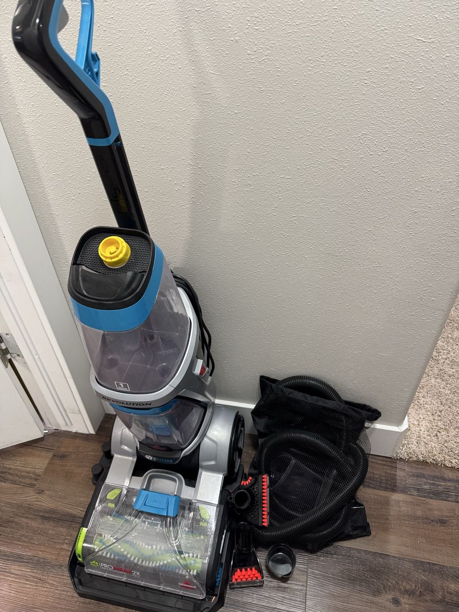 BISSELL carpet cleaner