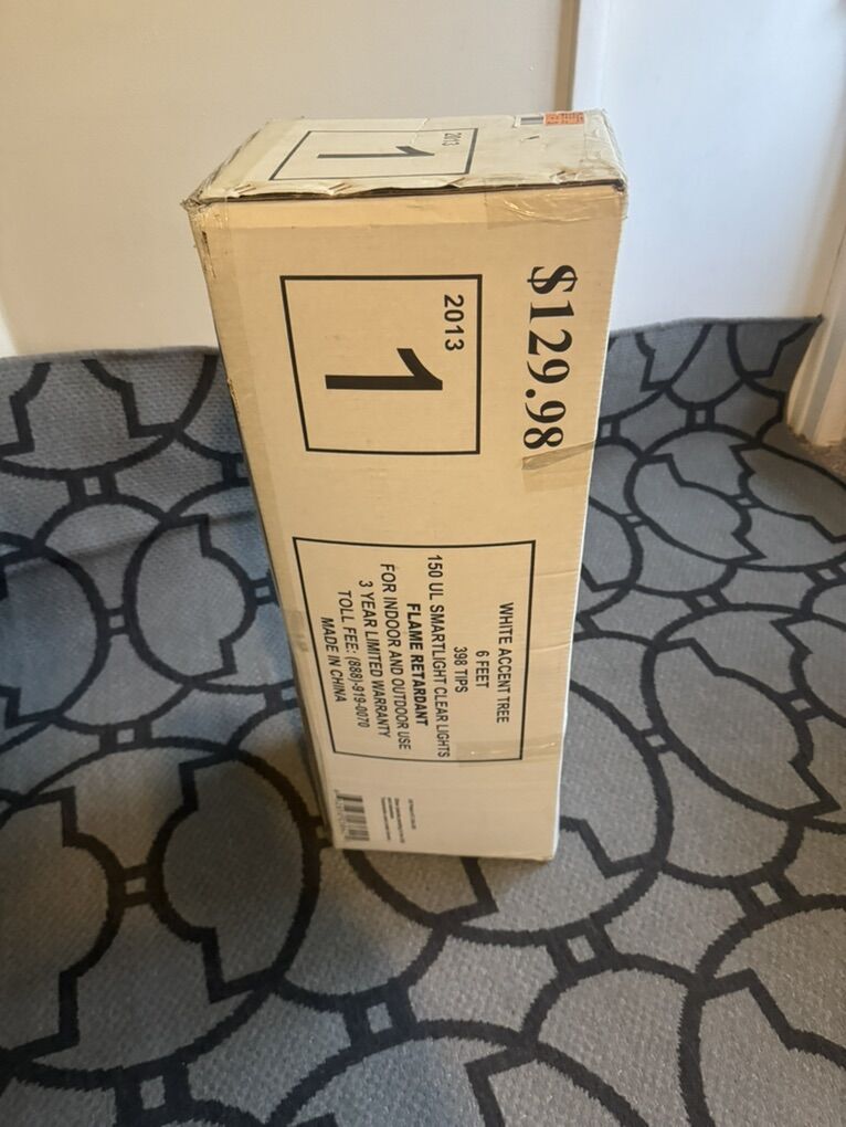 White Accent Christmas Tree 6 Feet X-mas Tree