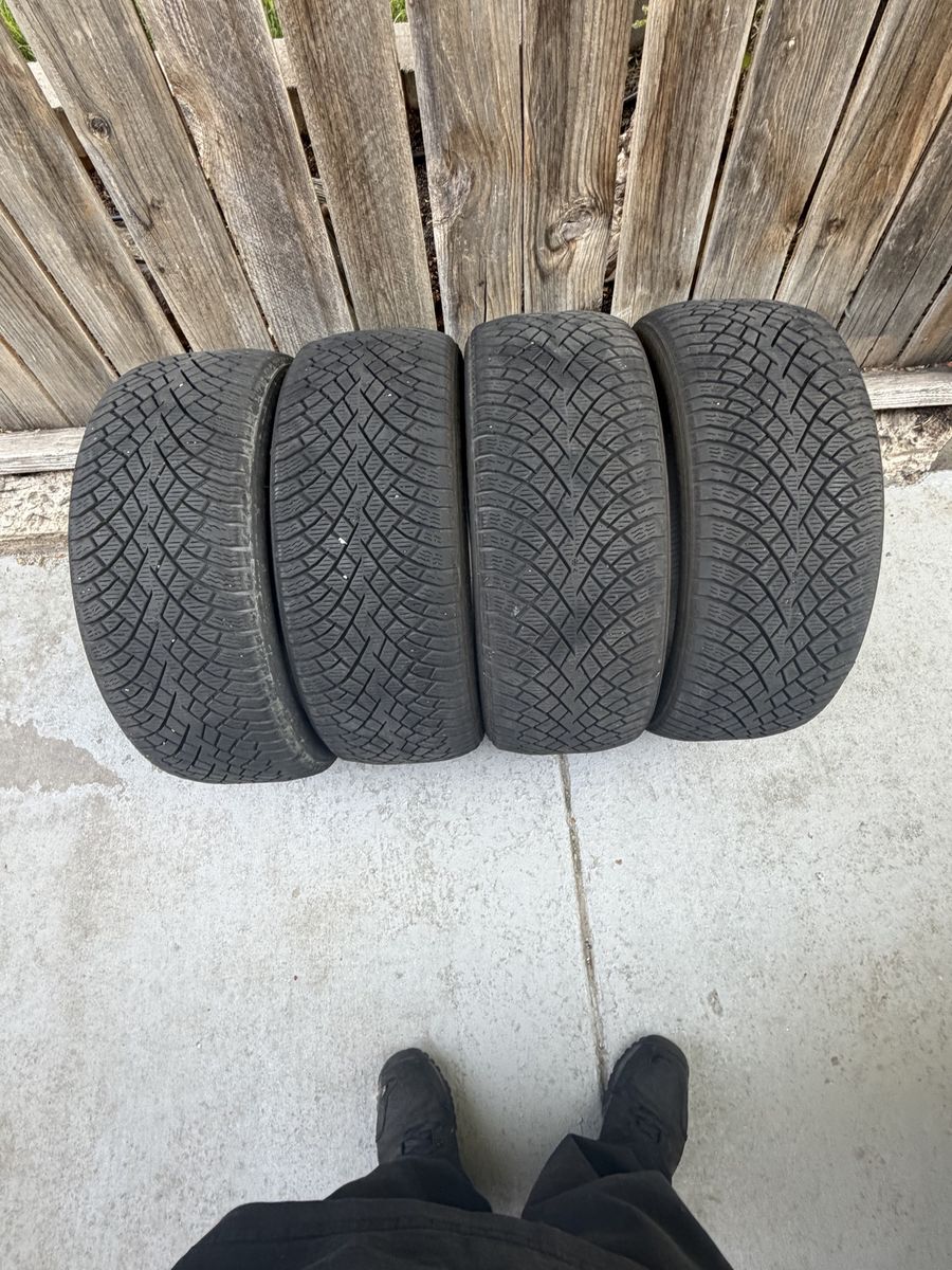 205/50/17 Nokian Tyres