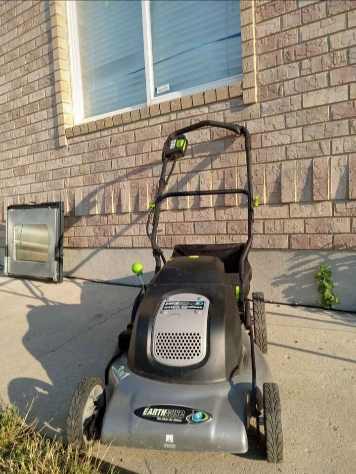 Earth Wise Electric Lawn Mower 24 Volt Cordless Rechargeable Battery