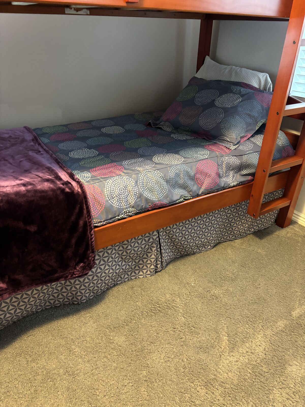 Kids Twin over Twin Bunkbeds