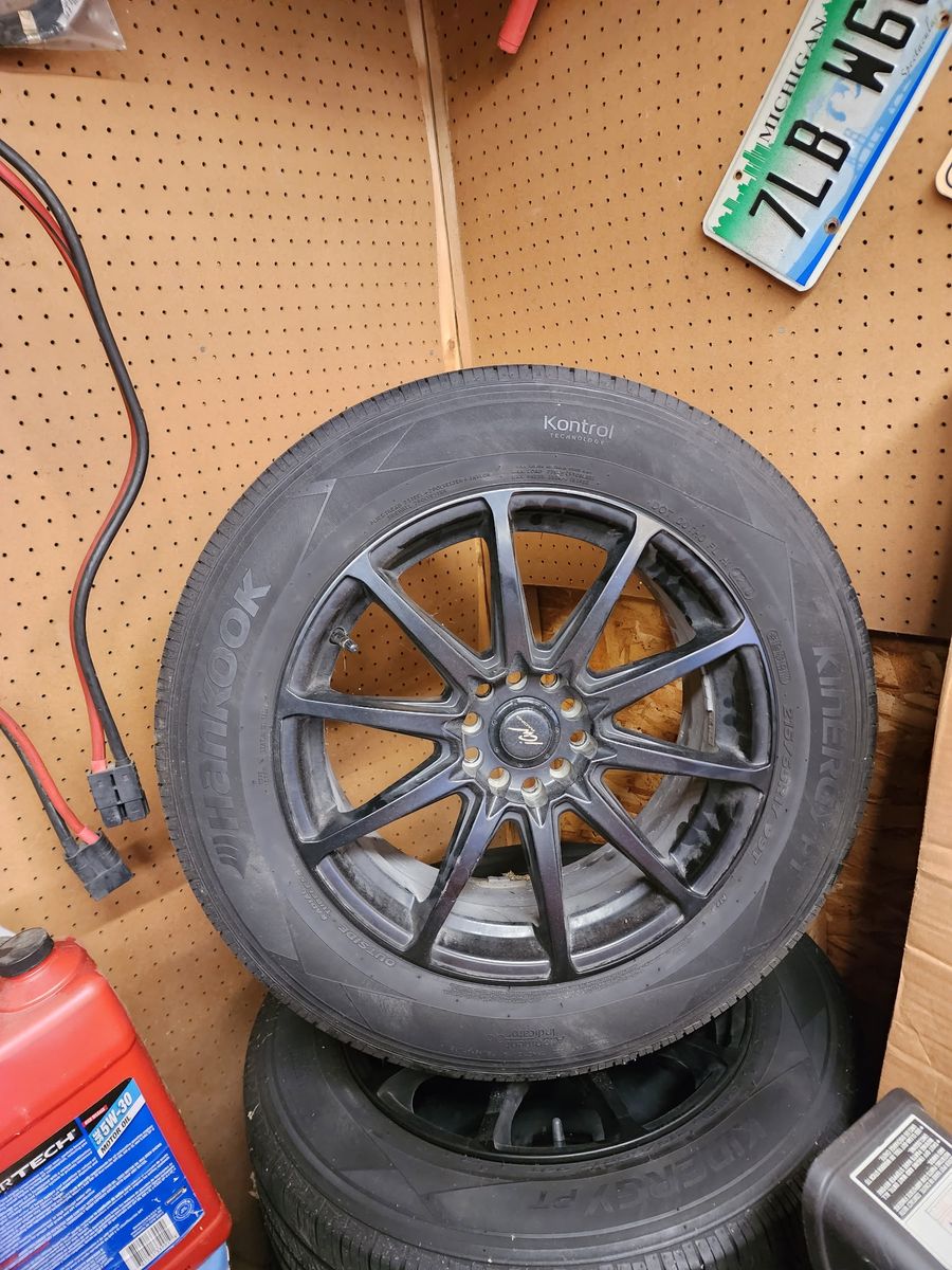 4 Hankook Tires with Universal Rims