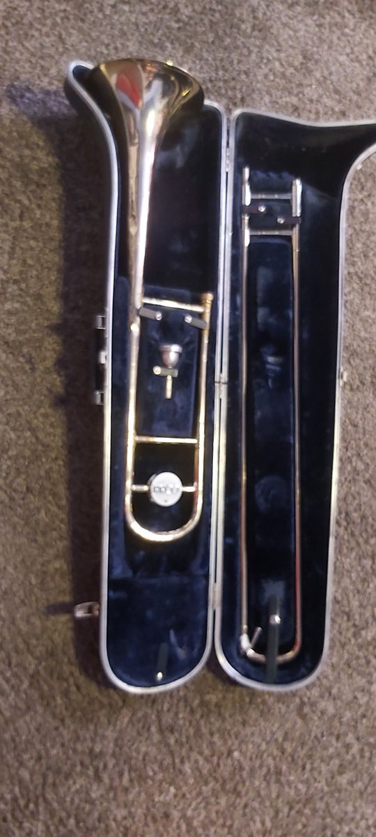 Conn trombone working