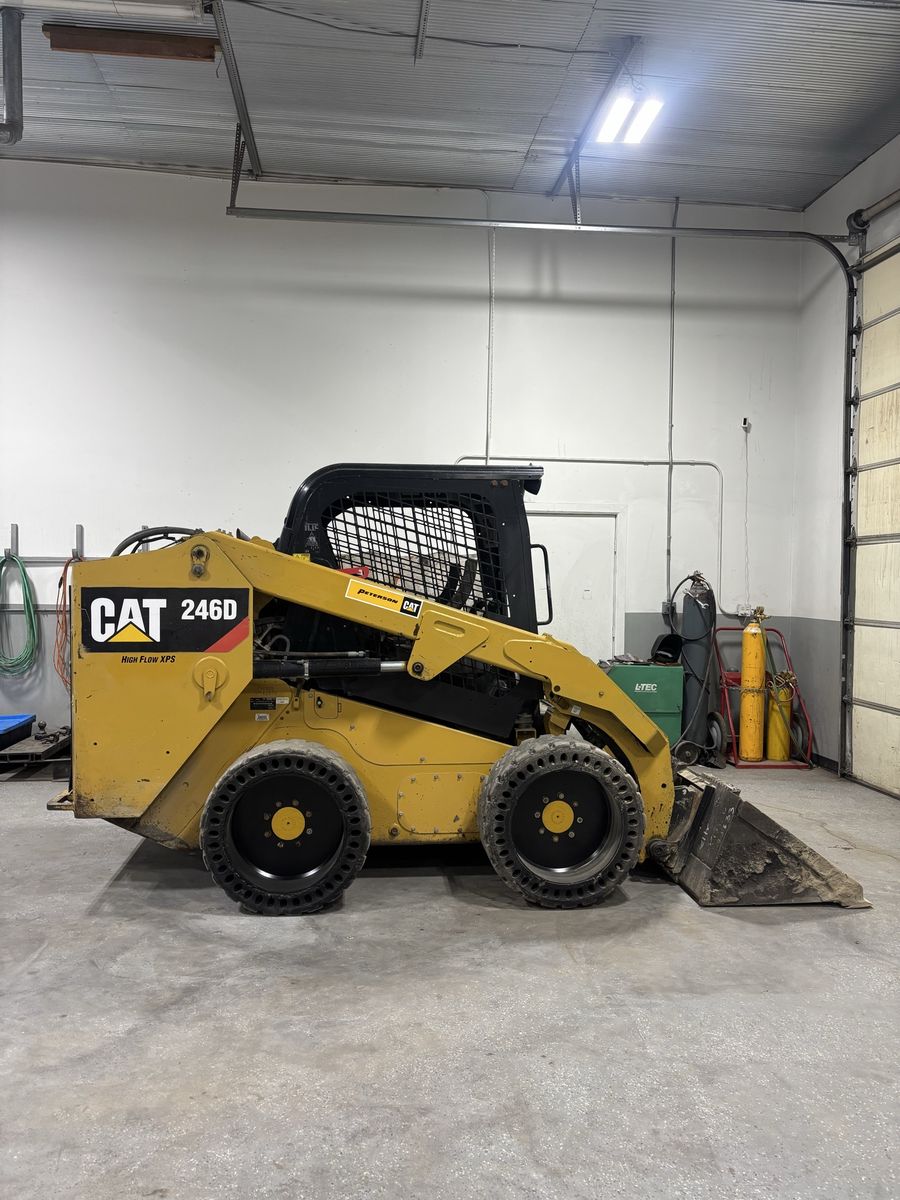 2017 CAT 246D XPS