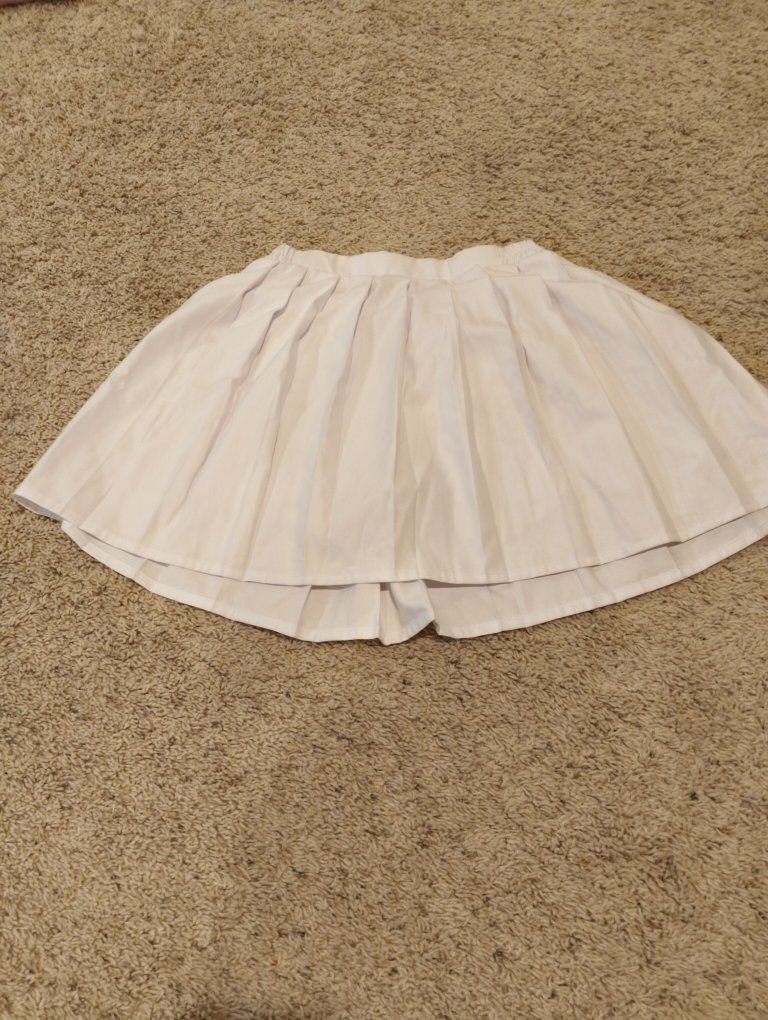 Small/medium womens tennis skirt 