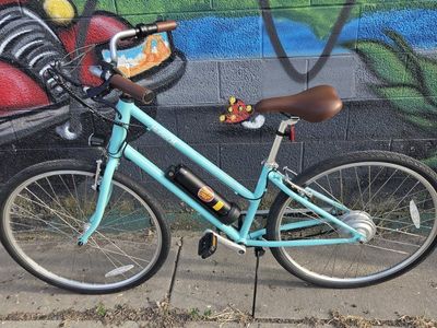 Hurley Kickflip Electric Cruiser Bike - Teal - Only 24 Miles - Excellent Condition