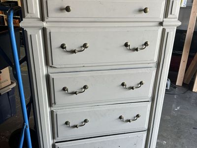 PROJECT 5 Drawer Dresser