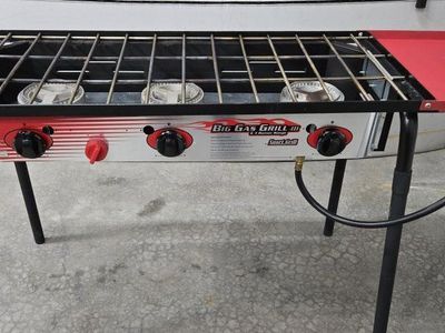 Camp Chef Big Gas Grill 3-Burner Stove with Barbecue, Griddle & Carry Bag