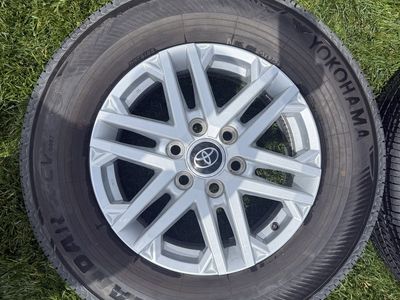 OEM Toyota Tundra 2022+ Wheels & Yokohama Geolandar 265/70R18 Tires (Set of 4)