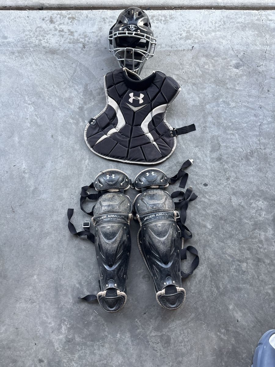 Under Armour Youth Catcher's Gear Set - Shin Guards, Chest Protector, Louisville Slugger Mask