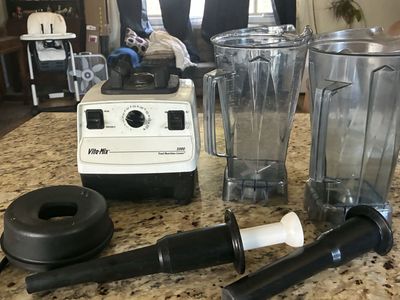 Vita-Mix 5000 Total Nutrition Center Blender with 2 Containers and Tamper
