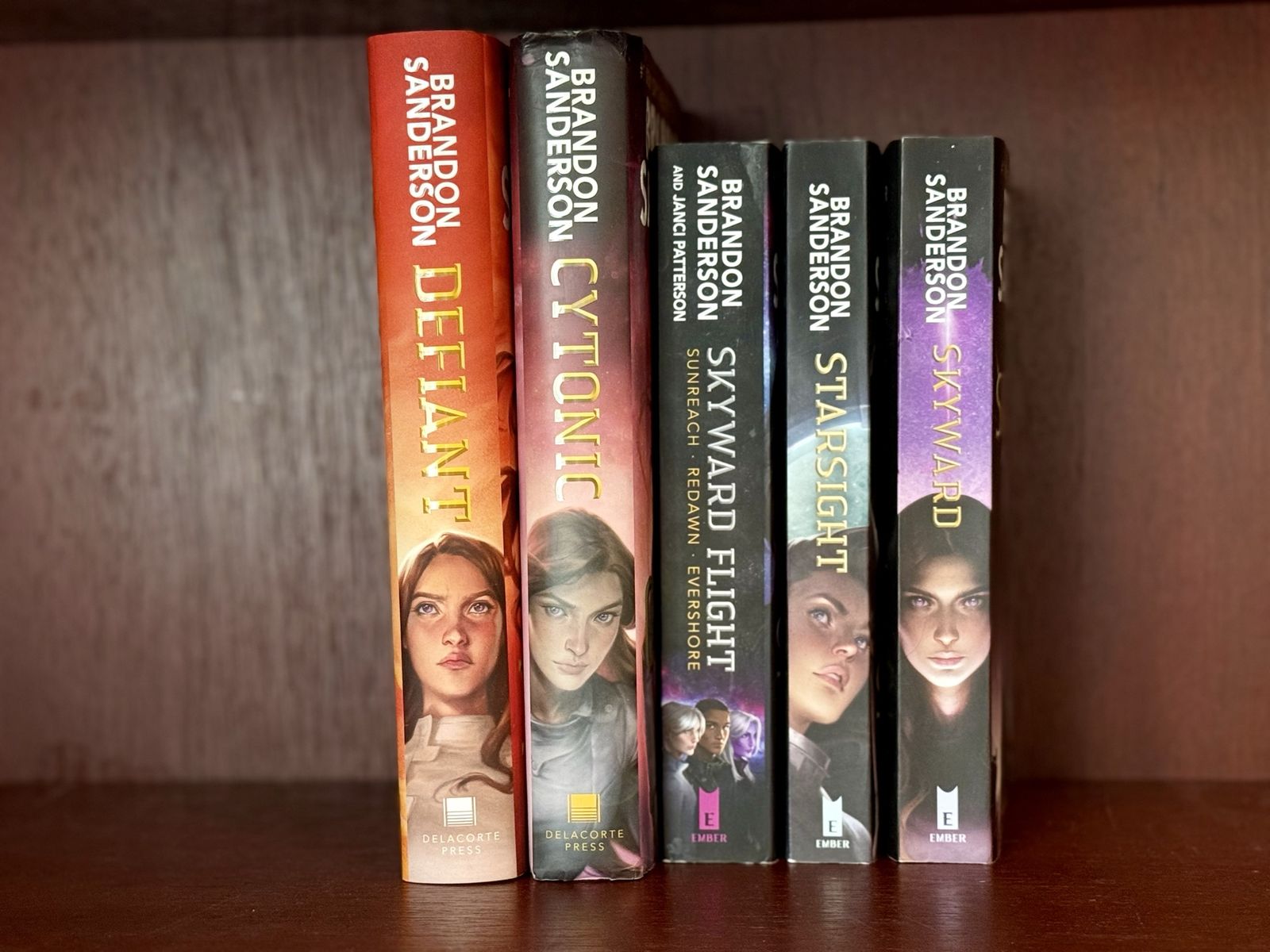Brandon Sanderson Skyward Series Collection (5 Books): Skyward, Starsight, Skyward Flight, Cytonic, Defiant