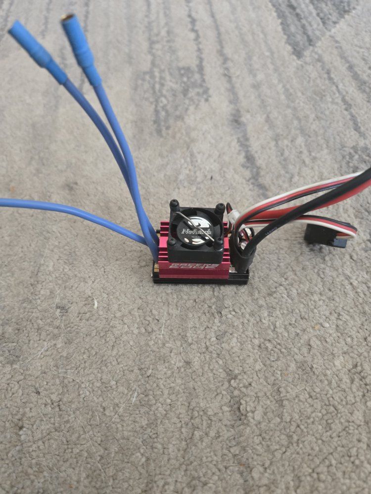Racers Edge ESC with Novak Cooling Fan for RC Cars