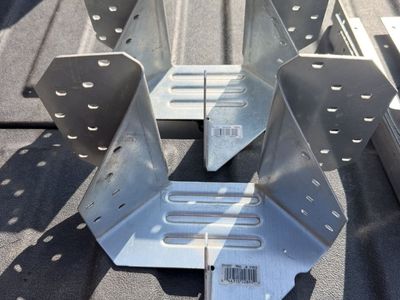 Qty2. Units left SIMPSON Strong-Tie THJA26 Joist Hangers - Galvanized Steel, New Condition (4 available)