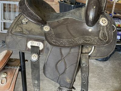 14 inch Western saddle