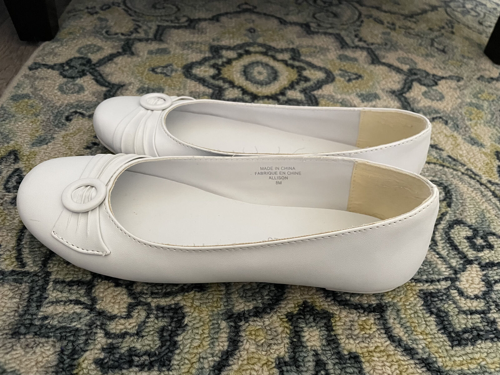 Tender Tootsies (White dress flats) Size 8 M