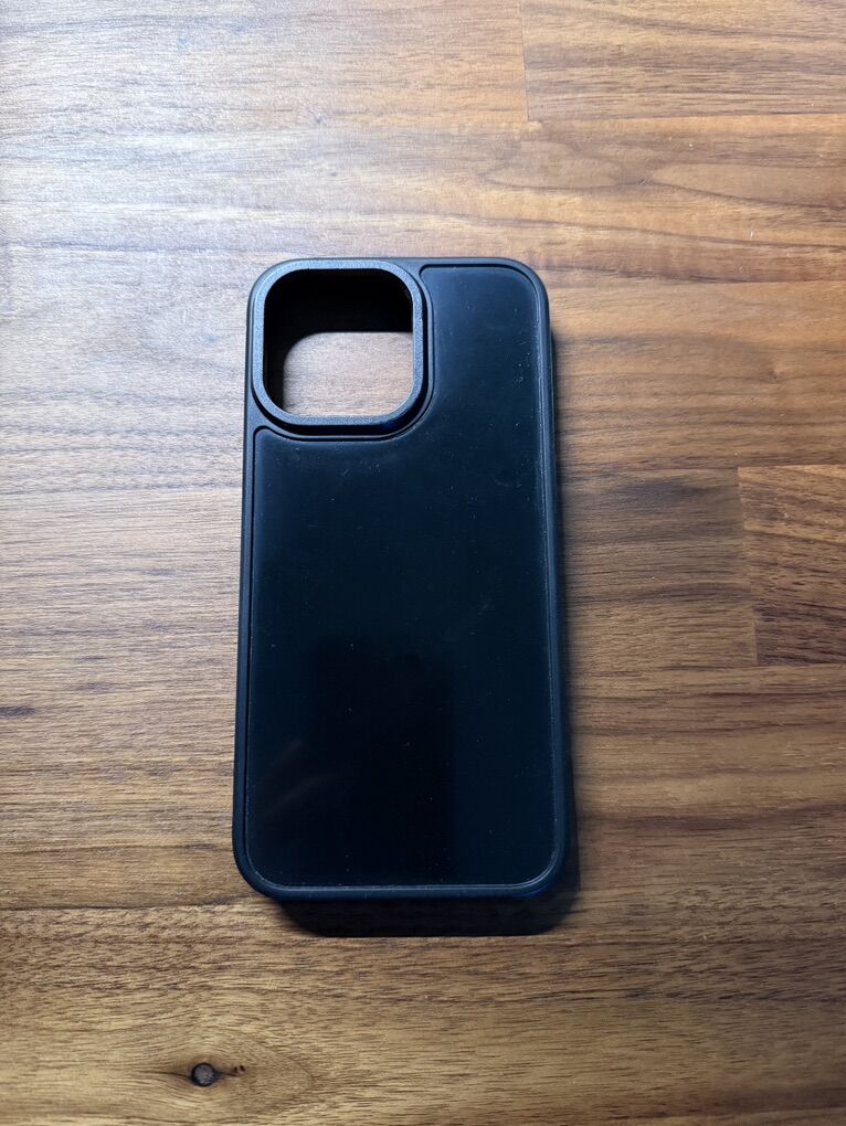 Bullstrap Apple iPhone 15 Pro Max Case