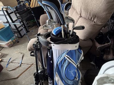 Adams finesse women’s golf clubs