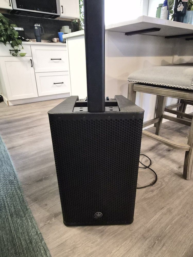 Yamaha Stagepas 1K mkII Portable PA System with Bluetooth & Reverb