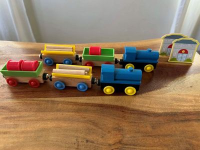 First Learning Wooden Trains - 6 Train Cars