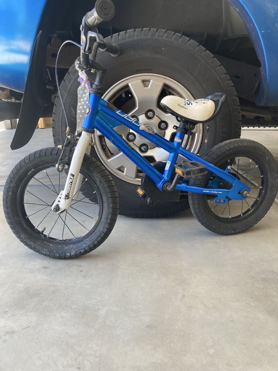 Bomber little kid bike