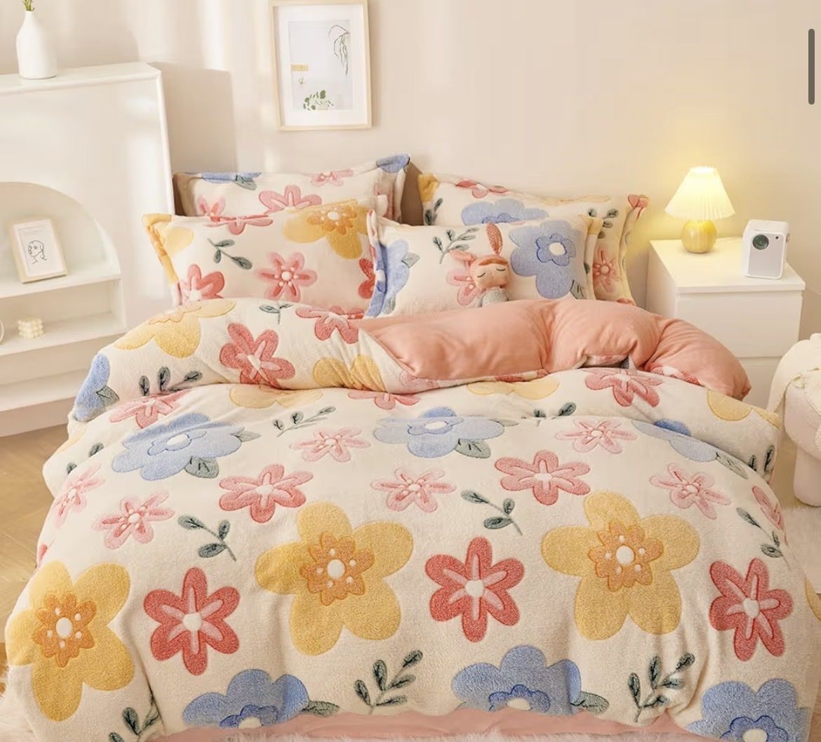 Pink Floral Fluffy Twin Comforter & Duvet Cover Set - Like New Condition