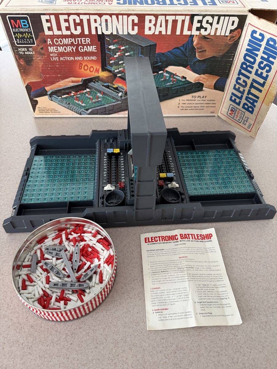 MB Electronics Milton Bradley Electronic Battleship Computer Memory Game Vintage 1977 Board Game