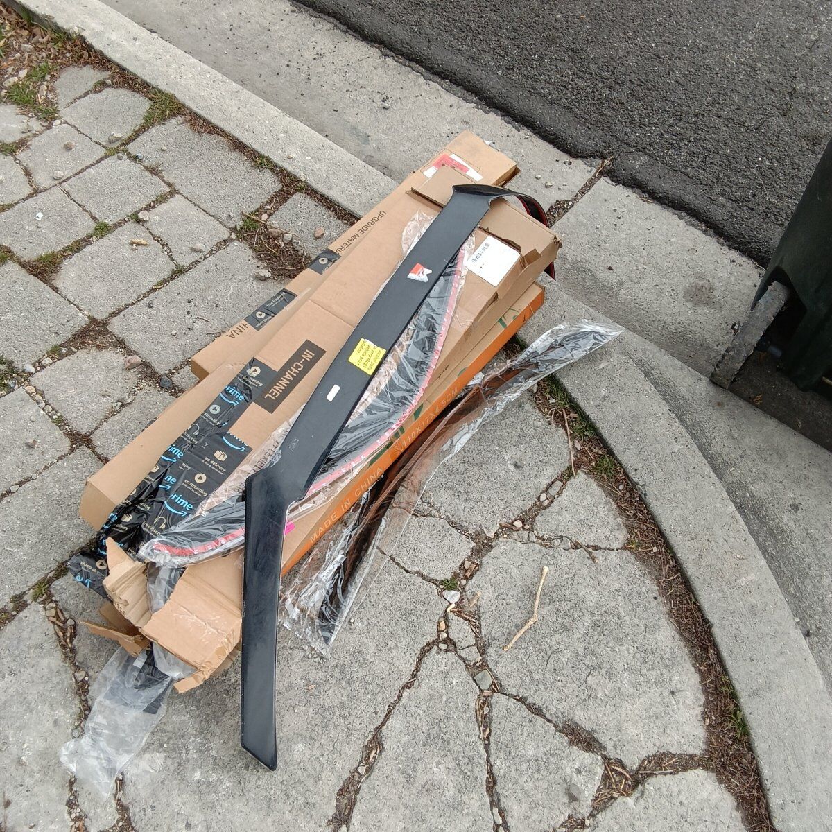 automotive door sun visors