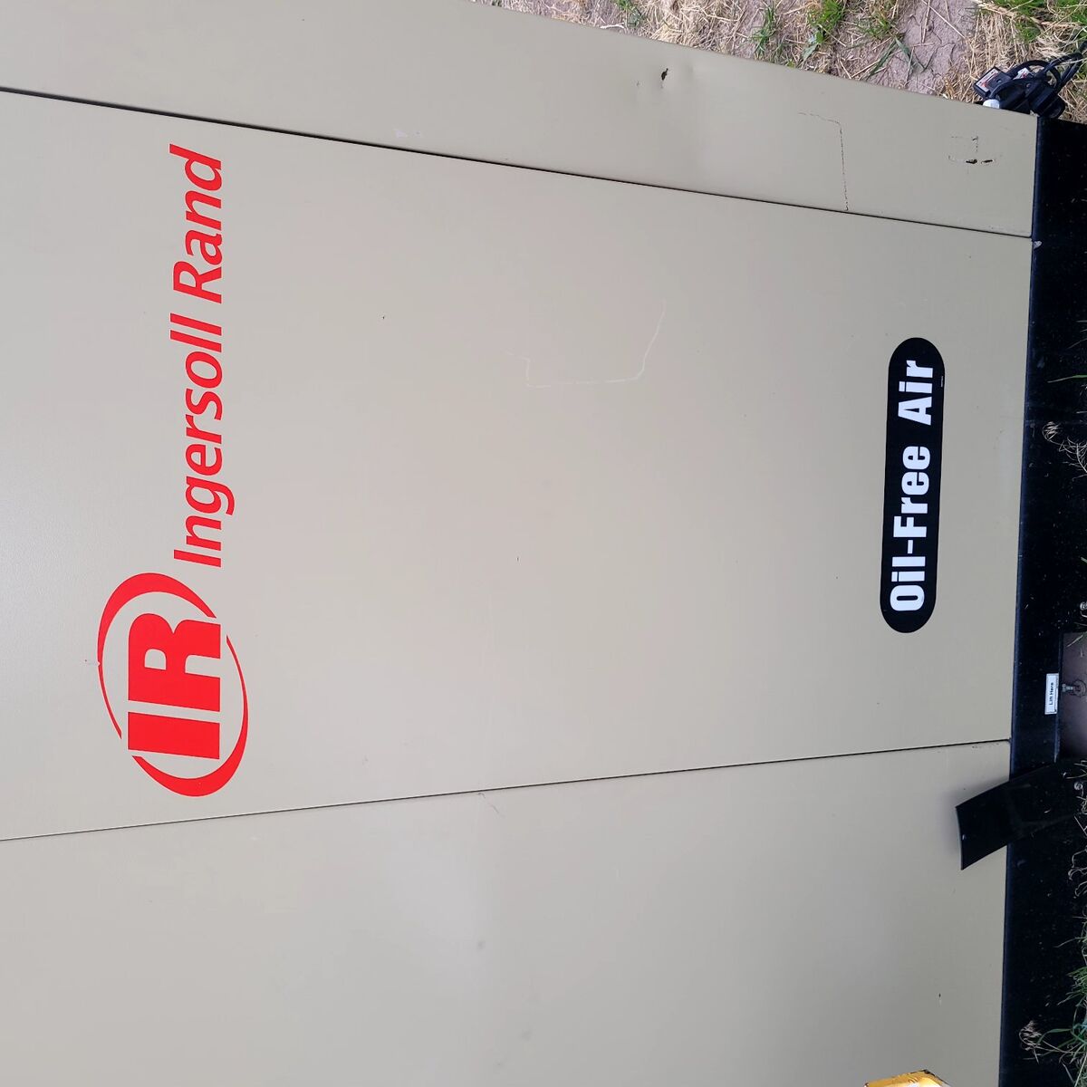 oil free air compressor