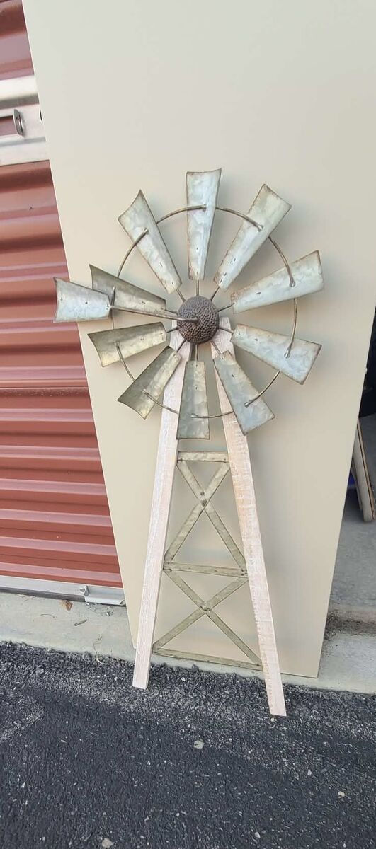 Cute Windmill for sale !