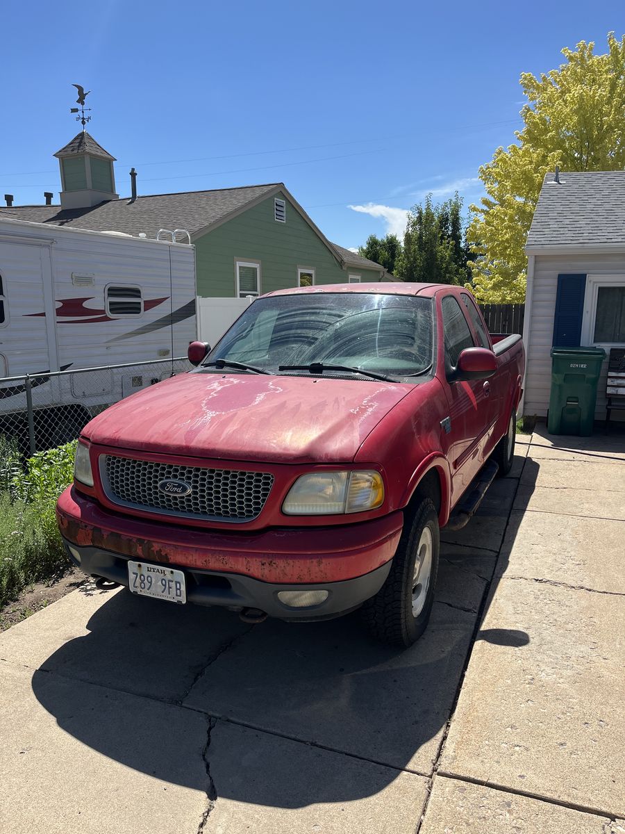 1999 Ford F-150 Lariat