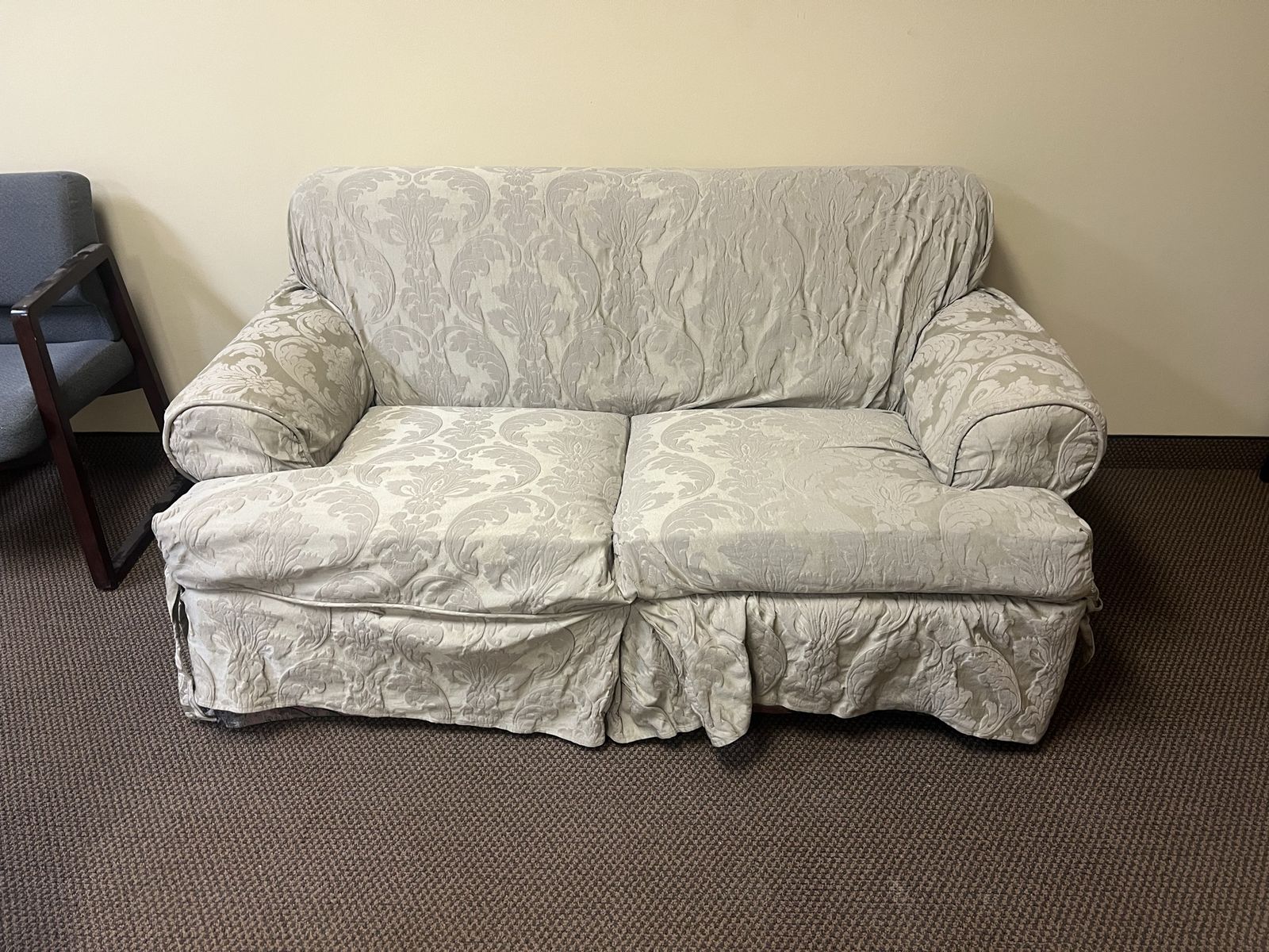 Traditional Ethan Allen Patterned Fabric Loveseat / Couch with Slipcover