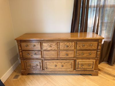 Dresser