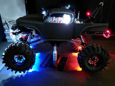 Traxxas Trx4 1/10 Custom RC Crawler named 'Black Betty' with RadioLink RC6GS Controller RTR with batteries and charger